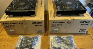 Pioneer CDJ 3000, Pioneer CDJ 2000 NXS2, Pioneer DJM 900 NXS2,  Pioneer DJ DJM-V10 , Pioneer DJ DJM-S11, Pioneer DJ XDJ-RX3, Pioneer XDJ XZ , Pioneer DDJ 1000, Pioneer DDJ 1000SRT, Pioneer DDJ-REV7 DJ Controller ,  Yamaha Genos 76-Key 