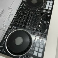 DJ (8)